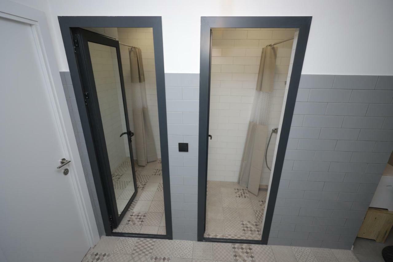 Duck Hostel Γιερεβάν Εξωτερικό φωτογραφία